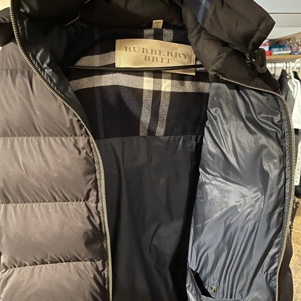 Burberry Black Puffer Jacket - Picture 8 of 10